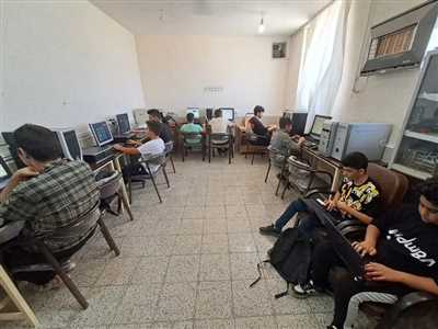 دبیرستان هوشمند مفید دوره اول