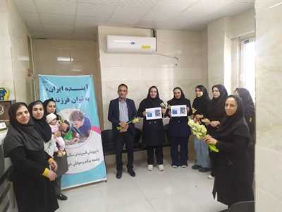 به مناسبت هفته ملی جوان انجام شد؛ آموزش سبک زندگی سالم ویژه زوج های جوان شرکت کننده در کلاس های آمادگی پیش از ازدواج مرکز تخصصی آموزش و مشاوره بهارنکو