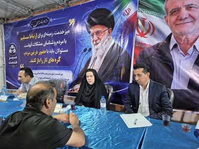 پاسخگویی مسوولان حوزه سلامت کازرون به سوالات مردم در میز خدمت شورای اداری