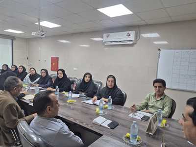 پایش شاخص عملکردی سه پایگاه پزشک خانواده شهری کازرون با حضور سرپرست شبکه بهداشت و درمان