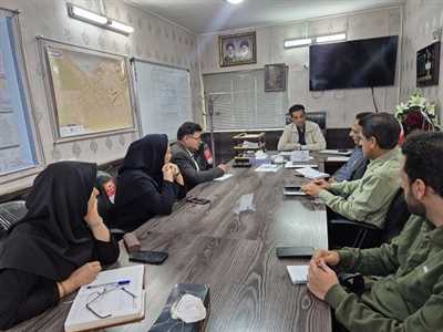 نشست سرپرست شبکه بهداشت و درمان کازرون با مسوولان واحدهای ستادی مرکز بهداشت شهید پیرویان