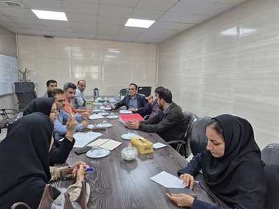 برگزاری کمیته فصلی اقتصاد بهداشت در شبکه بهداشت و درمان کازرون