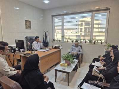 نشست هم اندیشی بررسی و رفع چالش ها و مسایل مراکز ژنتیک و غربالگری نوزادان، در شبکه بهداشت و درمان کازرون