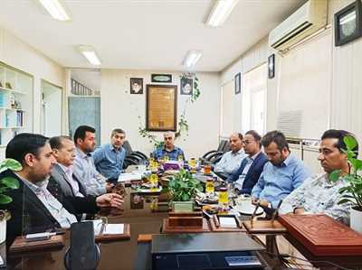 نشست سرپرست شبکه بهداشت و درمان و رییس دانشگاه آزاد اسلامی کازرون با محوریت توسعه همکاری های علمی و آموزشی