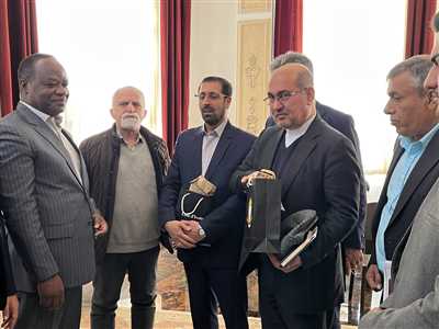 سفیر ساحل عاج در کازرون بهمن ماه 1403