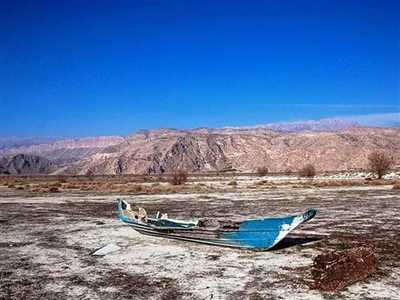 دریاچه پریشان کازرون