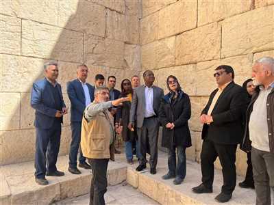 بازدید از مجموعه تاریخی شهر بیشاپور
