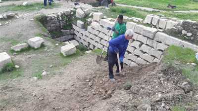  آغاز عملیات بسیار مهم کاوش باستان شناسی در پر ابهام ترین اثر معماری مجموعه (بنای منسوب به کاخ والری