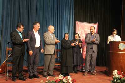 مراسم اعطاء ششمین نشان باستان شناسی دکتر عزت الله نگهبان