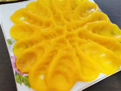 حلوا زرد شیرازی